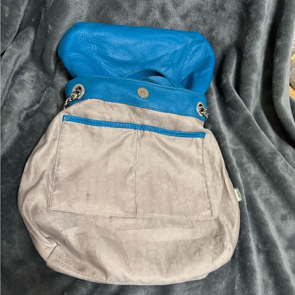 MICHAEL Michael Kors Vibrant Blue Shoulder Bag - Picture 12 of 17
